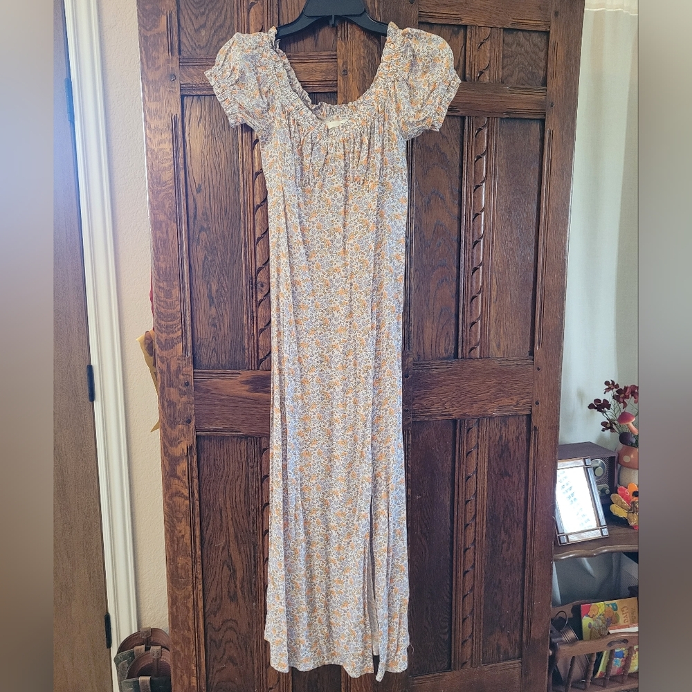 Floral Puff Sleeve Empire Midi Dress